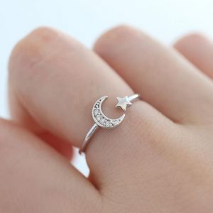 Trendy Star and Moon Ring for Women - Embrace Your Unique Style
