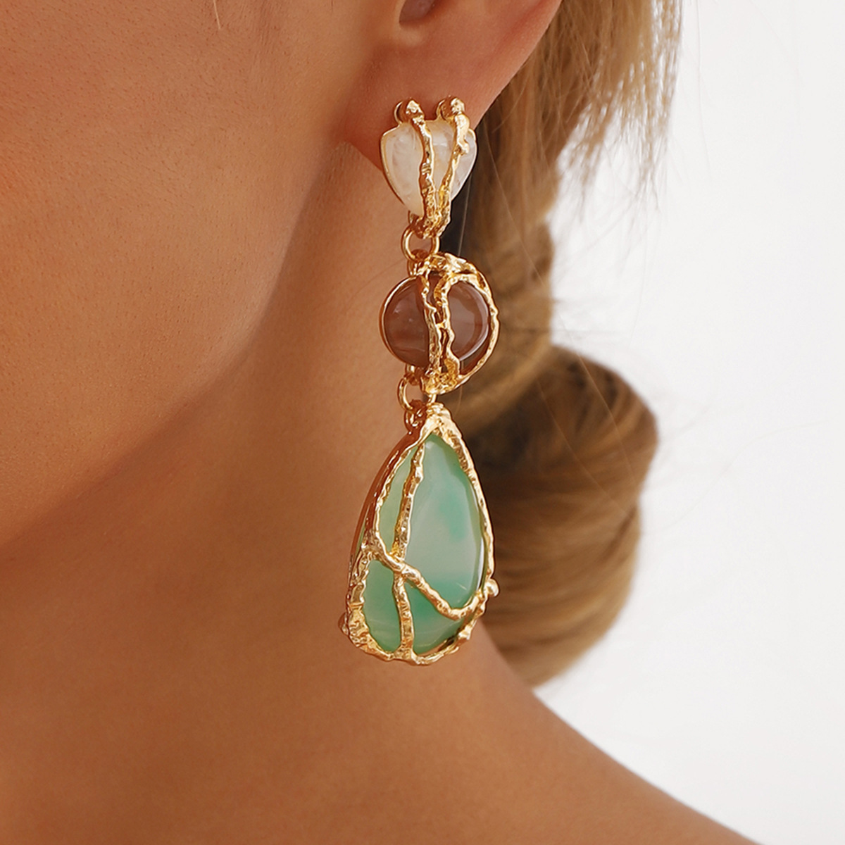Acrylic Alloy Net Pocket Earrings - Stylish Water Drop Geometry Design