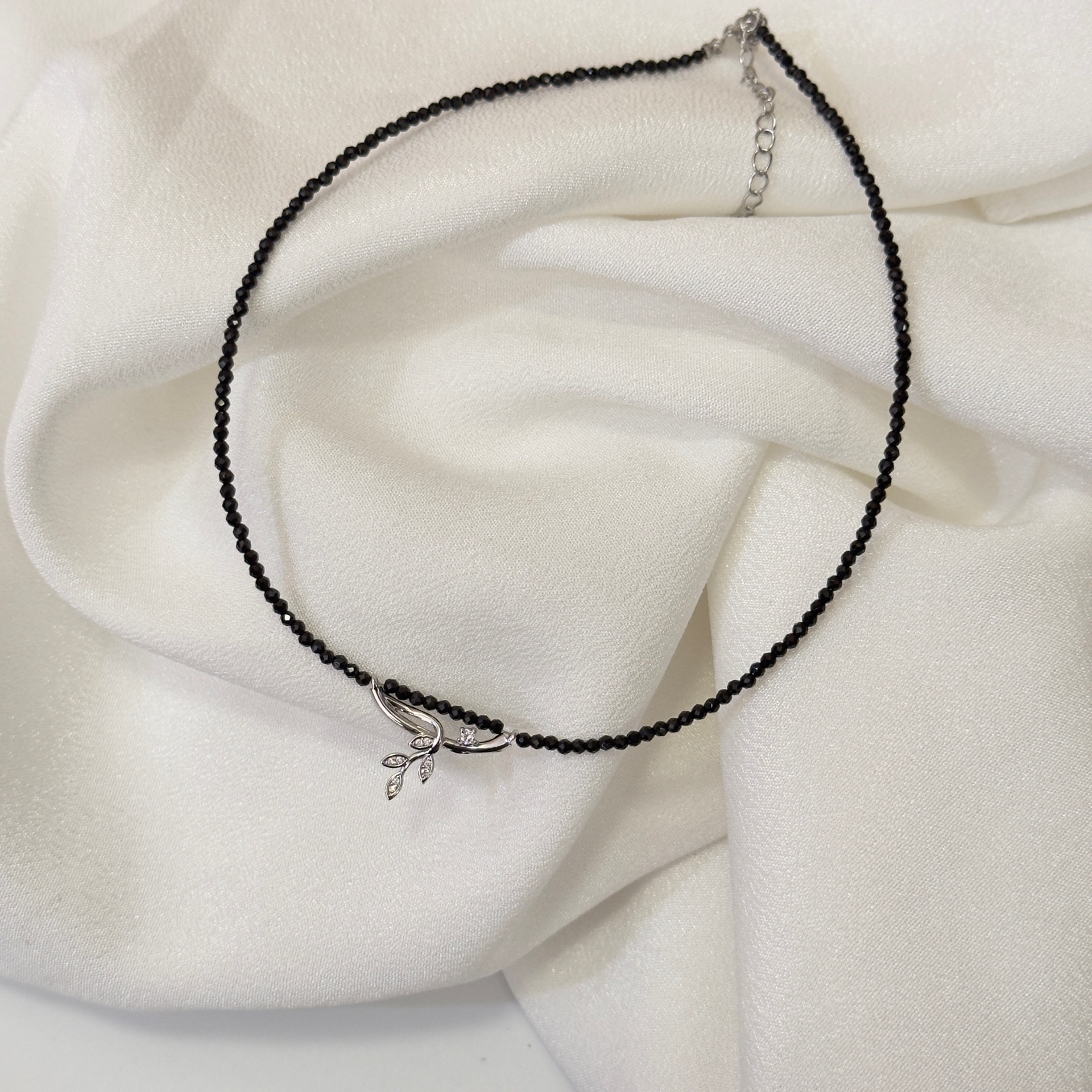 Vibrant Colorized Butterfly Pendant Alloy Necklace - Stylish Accessory - Image 6