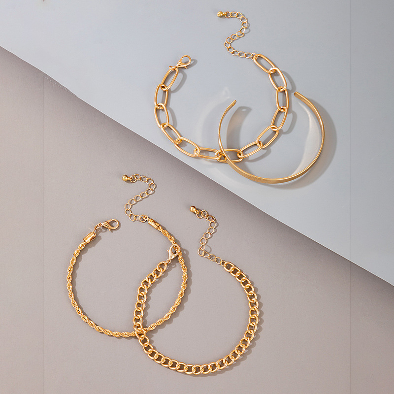Stylish Exaggerated & Minimalist Gold Thick Chain Bracelet Set of 4 Pieces - Image 7
