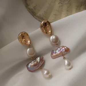 Lavender Baroque Pearl Earrings - Natural Shape & Elegant Design