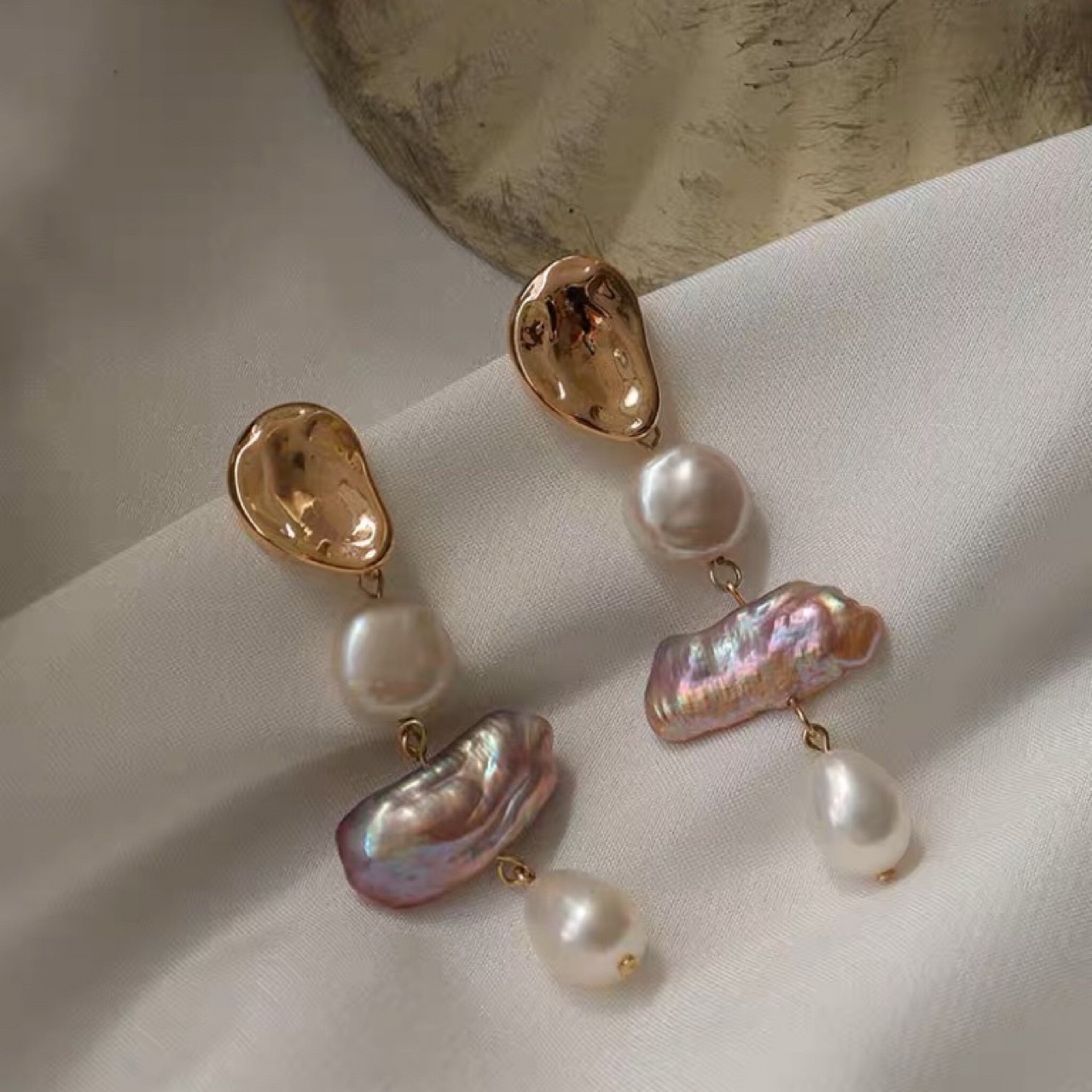 Lavender Baroque Pearl Earrings - Natural Shape & Elegant Design