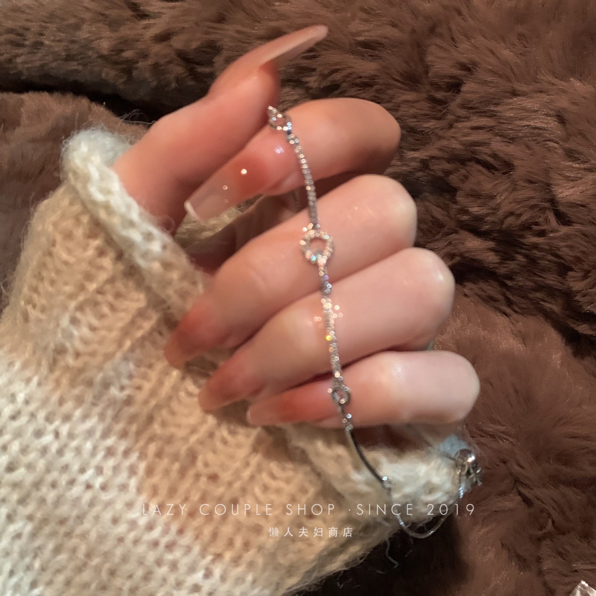 Adjustable Zircon Bracelet - Stylish Pull Ornament for Any Occasion - Image 3