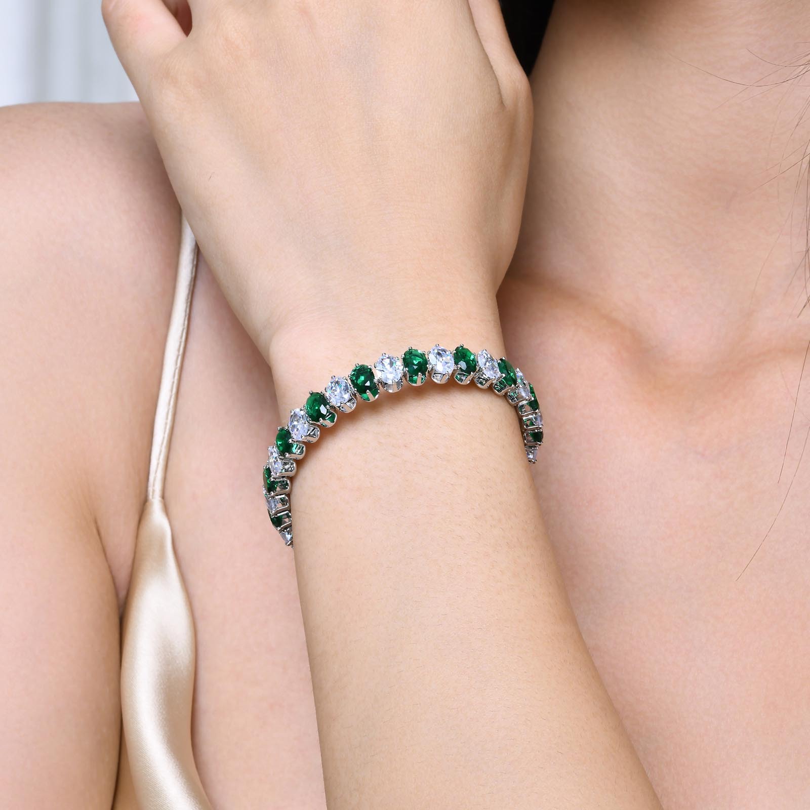 Vibrant Women's Oval Zircon Bracelet - Fashionable Colorful Accessory - Image 24