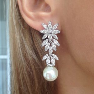 Super Shiny Pearl Wedding Dress Earrings - Elegant & Eye-Catching Accessory