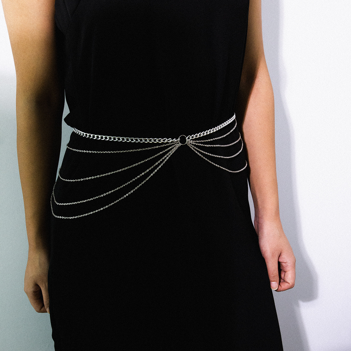 Stylish Metal Geometric Waist Chain - Elevate Your Fashion Statement - Image 5