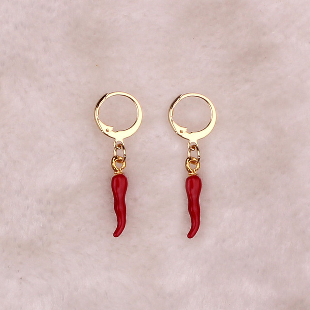 Trendy Three-Color Hip Hop Pepper Earrings - Stylish Ear Clips - Image 13