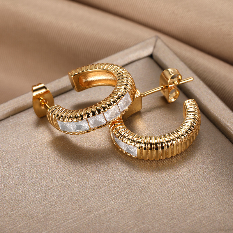 Elegant New Starfish Stud Earrings for Women - Versatile All-Matching Style - Image 8