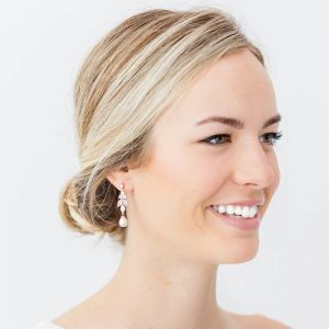 Elegant Long Pearl Eardrop Earrings - Women's Fashion Statement