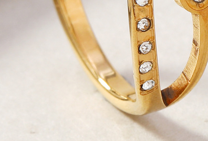 Elegant Stainless Steel Hollow Cut Couple Ring Design for Lasting Love - Image 5