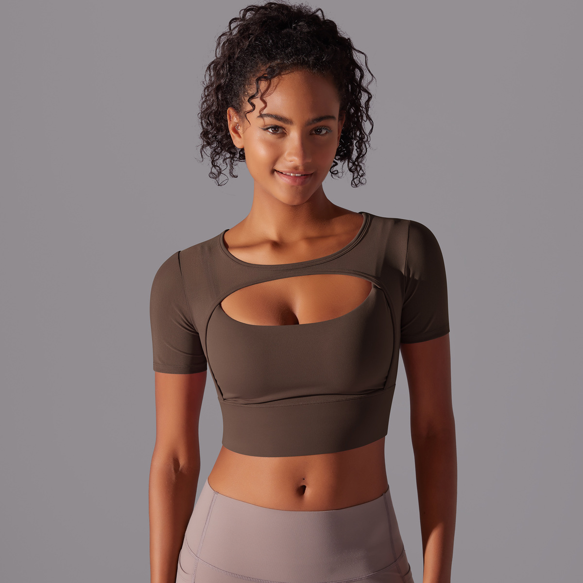 Double Layer Yoga Top for Women - Stylish Fitness Activewear - Image 3