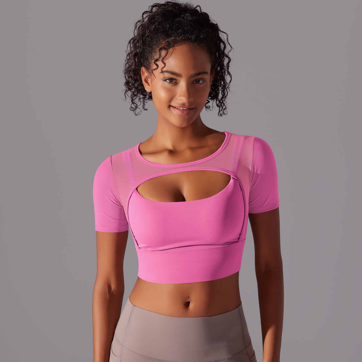 Double Layer Yoga Top for Women - Stylish Fitness Activewear - Image 4