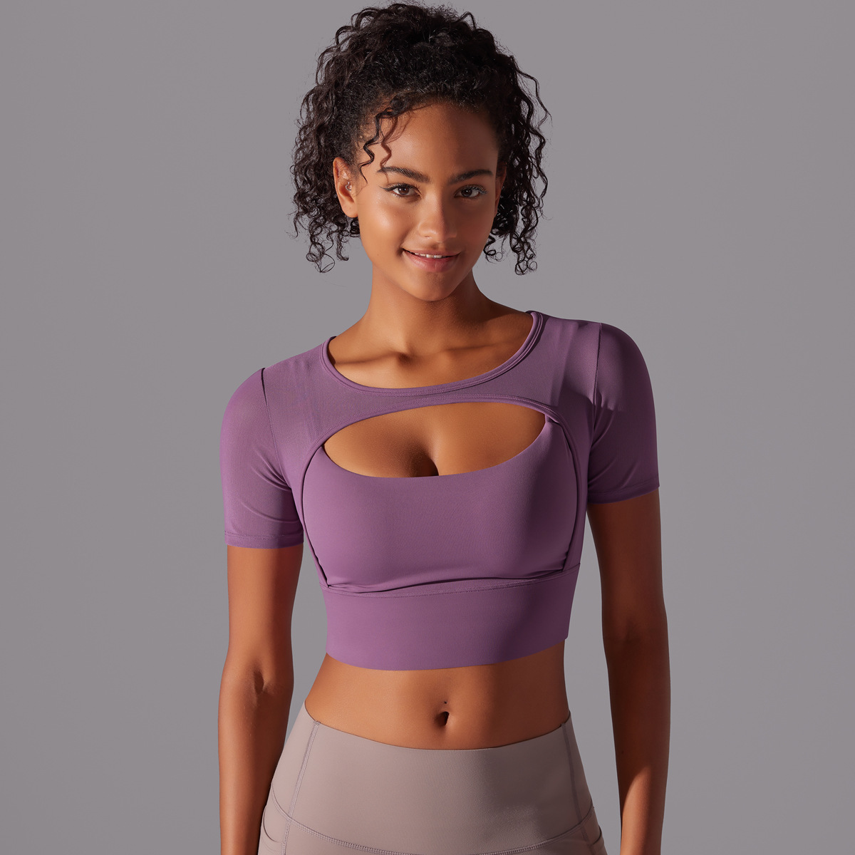 Double Layer Yoga Top for Women - Stylish Fitness Activewear - Image 6
