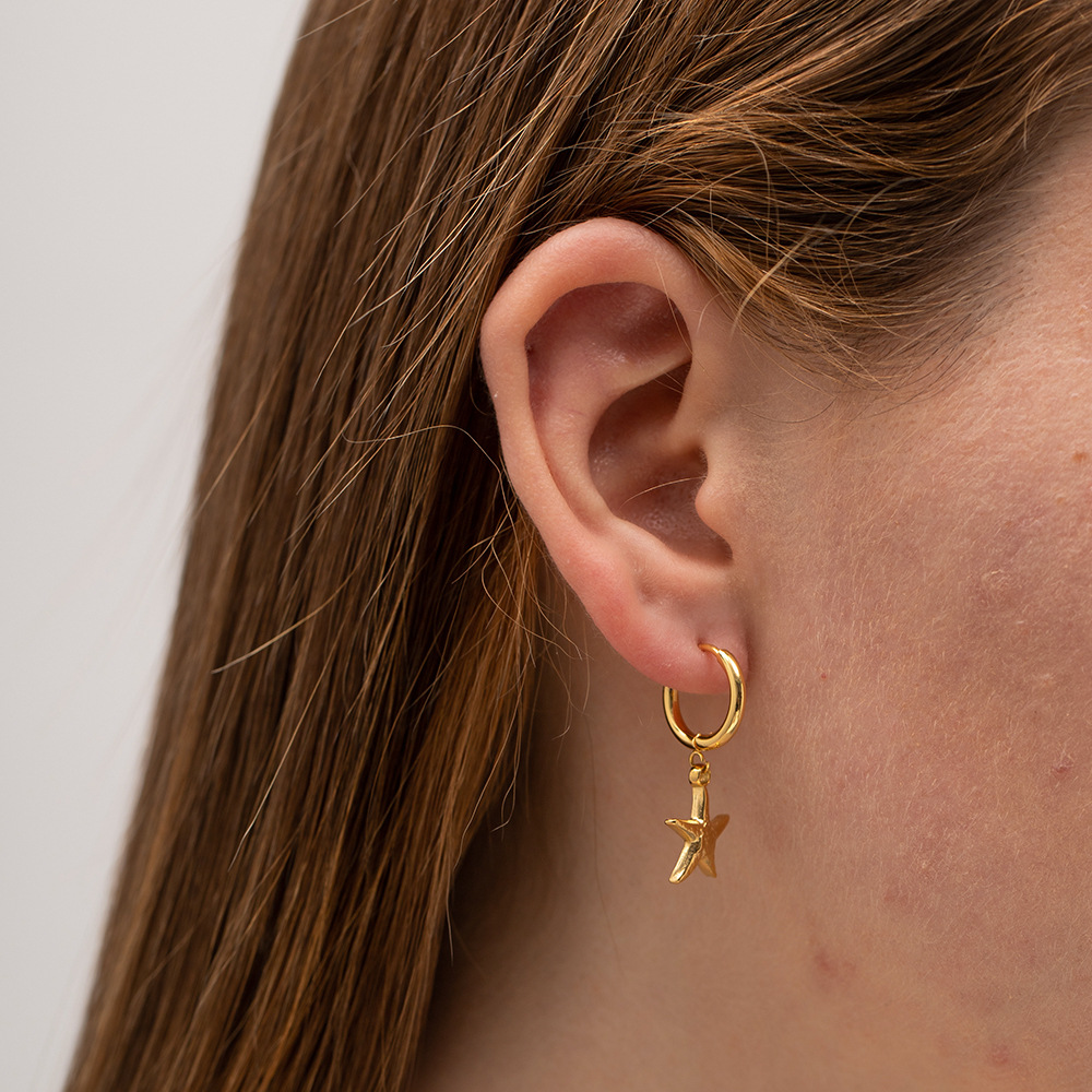 18K Gold Stainless Steel Starfish Pendant for Women - Versatile All-Match Jewelry - Image 2