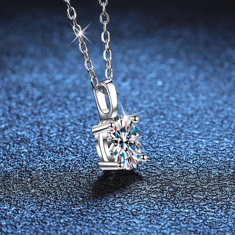 1 Carat D Color Moissanite Necklace - Stunning Brilliance & Elegance - Image 4