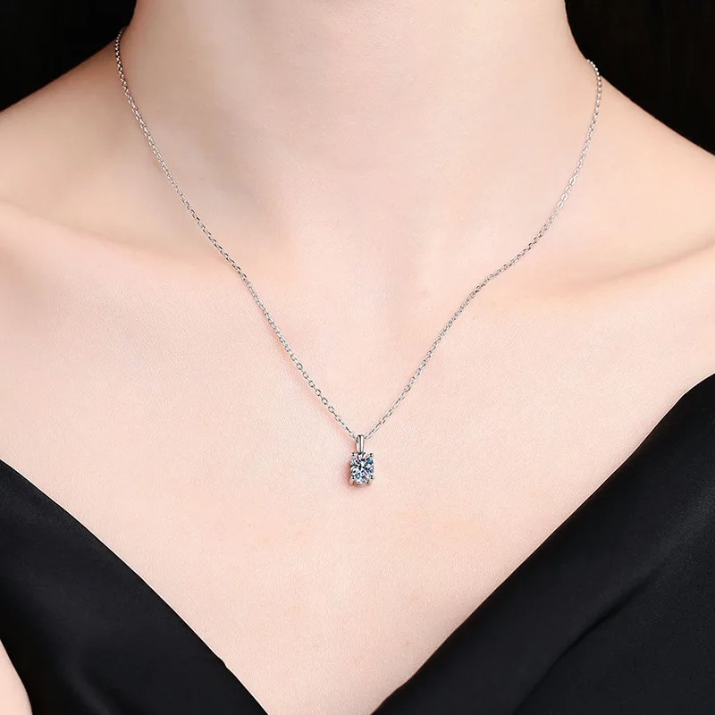 1 Carat D Color Moissanite Necklace - Stunning Brilliance & Elegance - Image 9