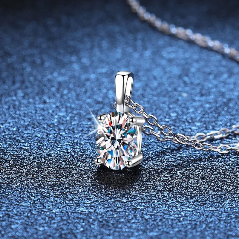 1 Carat D Color Moissanite Necklace - Stunning Brilliance & Elegance - Image 10