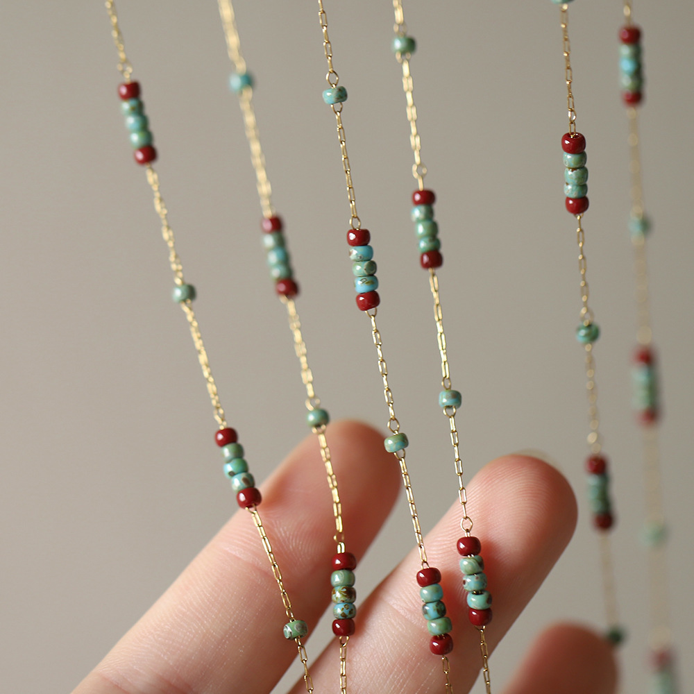 Turquoise Grain Glass Necklace with Red Contrast Color for Wine Lovers - Image 4