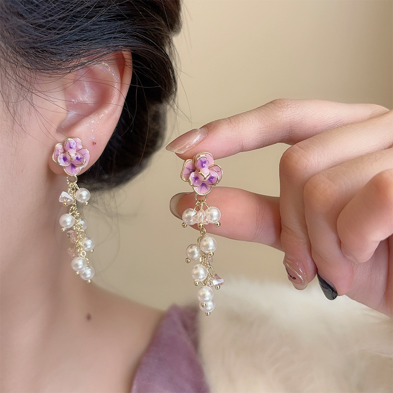 Charming French Pearl Tassel Flower Earrings for a Romantic Touch