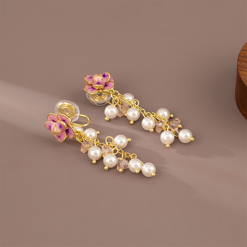 Charming French Pearl Tassel Flower Earrings for a Romantic Touch - Image 7
