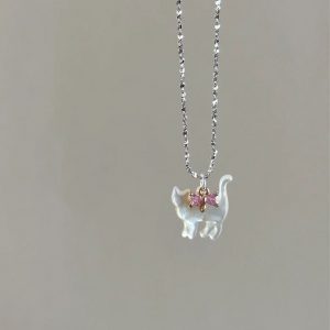 Charming Rhinestone Cat Pendant Necklace with Silver Plated Chain for Women and Girls - Perfect Fashion Jewelry Gift for Parties