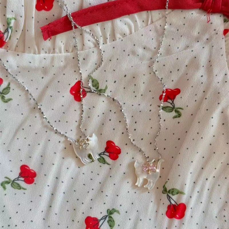 Charming Rhinestone Cat Pendant Necklace with Silver Plated Chain for Women and Girls - Perfect Fashion Jewelry Gift for Parties - Image 6