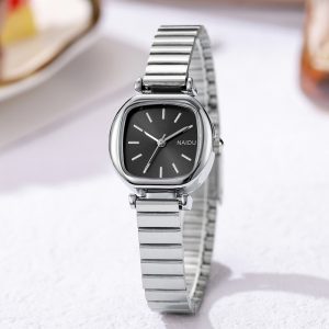 Stylish Simple Small Square Steel Watch for Ladies - New Fashion Accessory