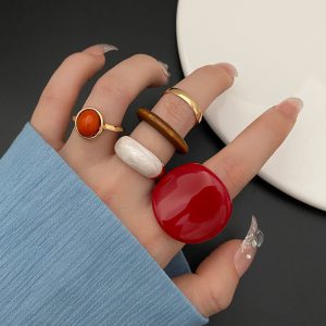 Trendy Women's Ring Set - Exaggerated Red Resin Enamel & Wooden Geometric Punk Fashion Jewelry