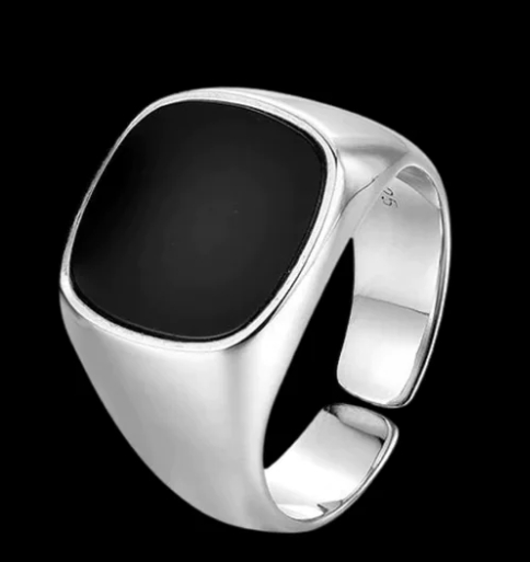 Elegant Ring - Stunning Design for Every Occasion | Timeless Jewelry - Image 4