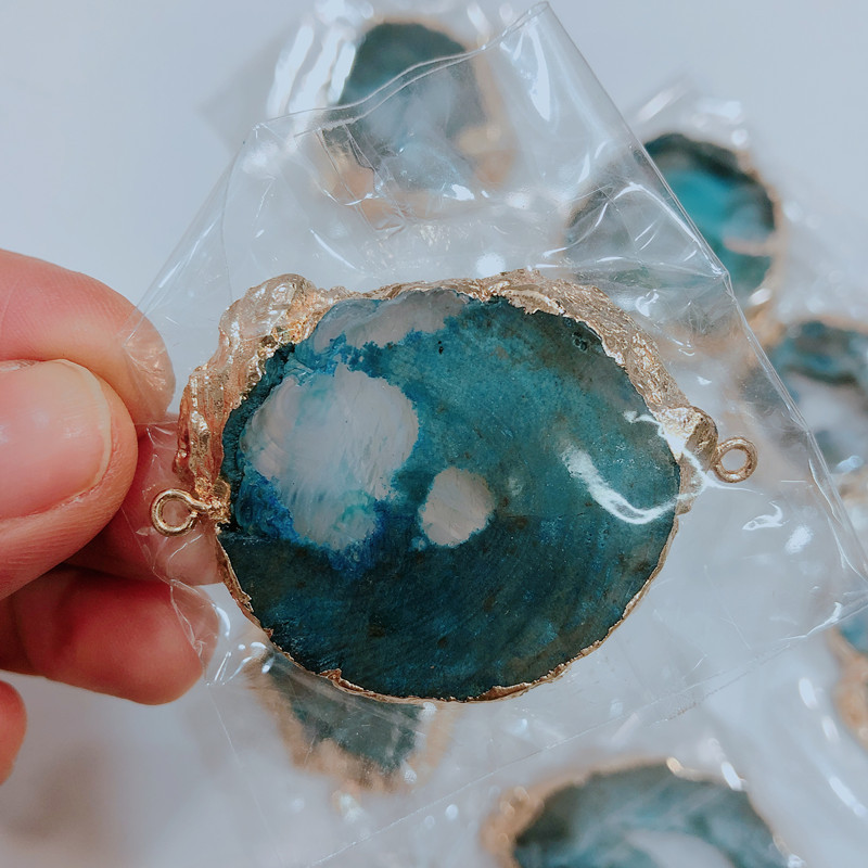 Elegant Natural Stone Pendant - Unique Jewelry for Every Occasion - Image 4