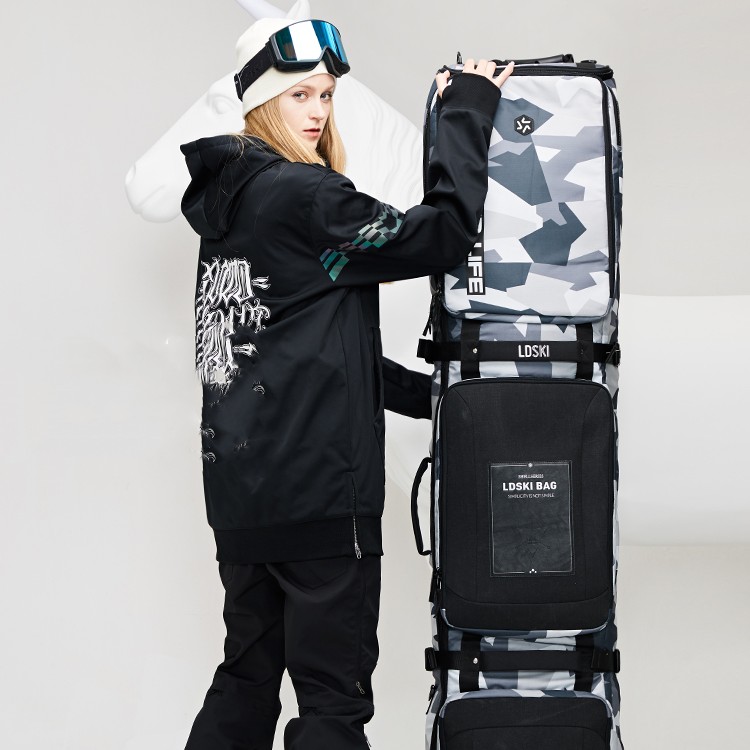 Large Capacity Single and Double Snowboard Storage Bag with Wheels - Image 2