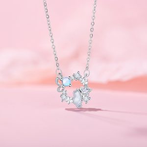 Adorable Kitten Necklace for Women - Unique Zircon Design for Cat Lovers