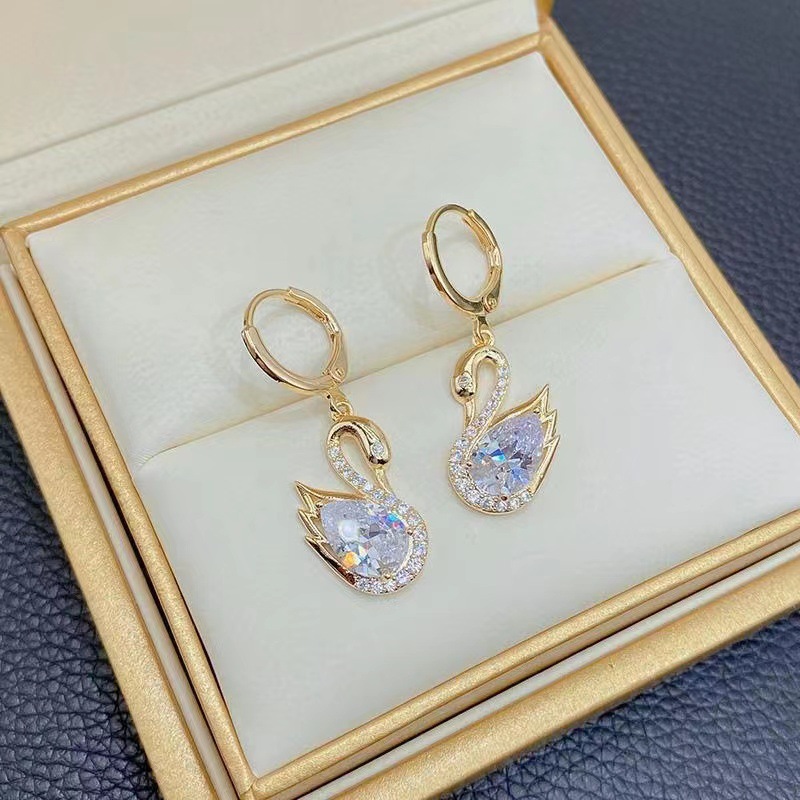 Chic Rhinestone Swan Earrings – Trendy Fashion Jewelry for Women - Image 5