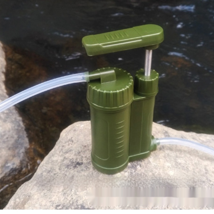 Compact Portable Outdoor Water Filter for Emergency Drinking Needs - Image 4