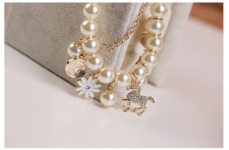Stunning Pearl Flower Bracelet - Elegant Jewelry for Every Occasion - Image 5