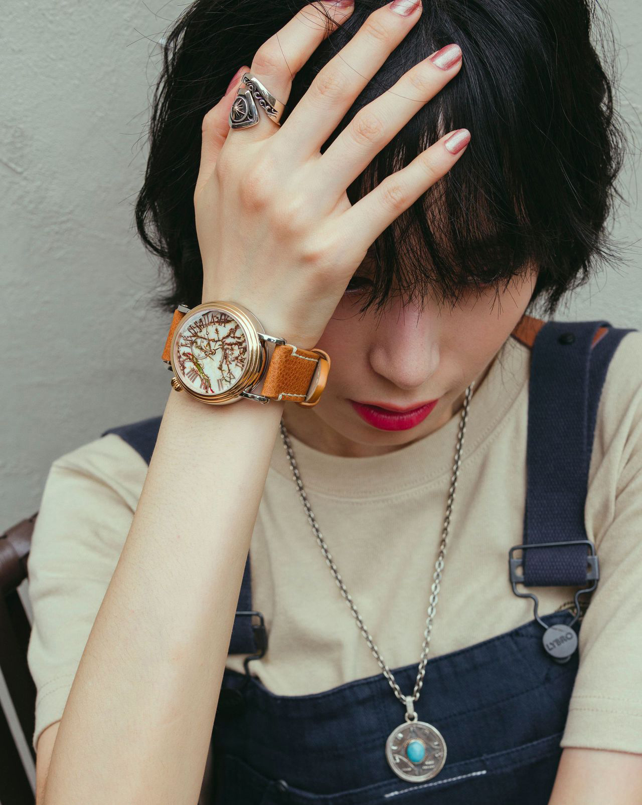 Trendy Apollo Ring for Stylish Men and Women - Perfect Accessory Choice - Image 4