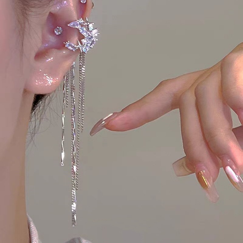 Chic Zircon Awn Star Moon Tassel Non-Piercing Ear Clip for Fashion Lovers