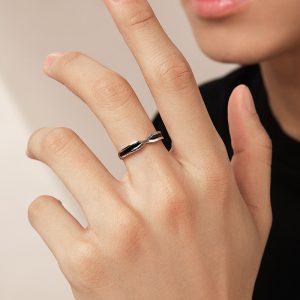 Stylish Time Hourglass Ring for Men - Hip-Hop Fashion Accessory