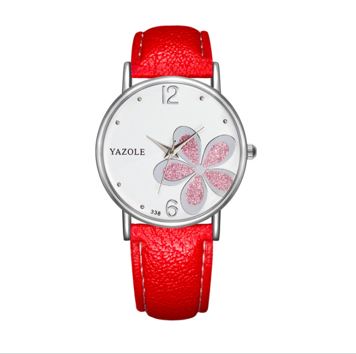 Korean Fashion Quartz Watch for Commuters - Four-Leaf Clover Design for Women