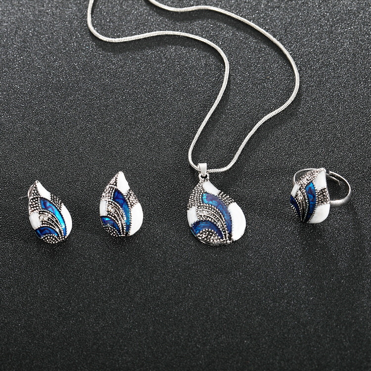 Elegant Water Drop Jewelry Set - Stunning Design for Every Occasion - Image 4