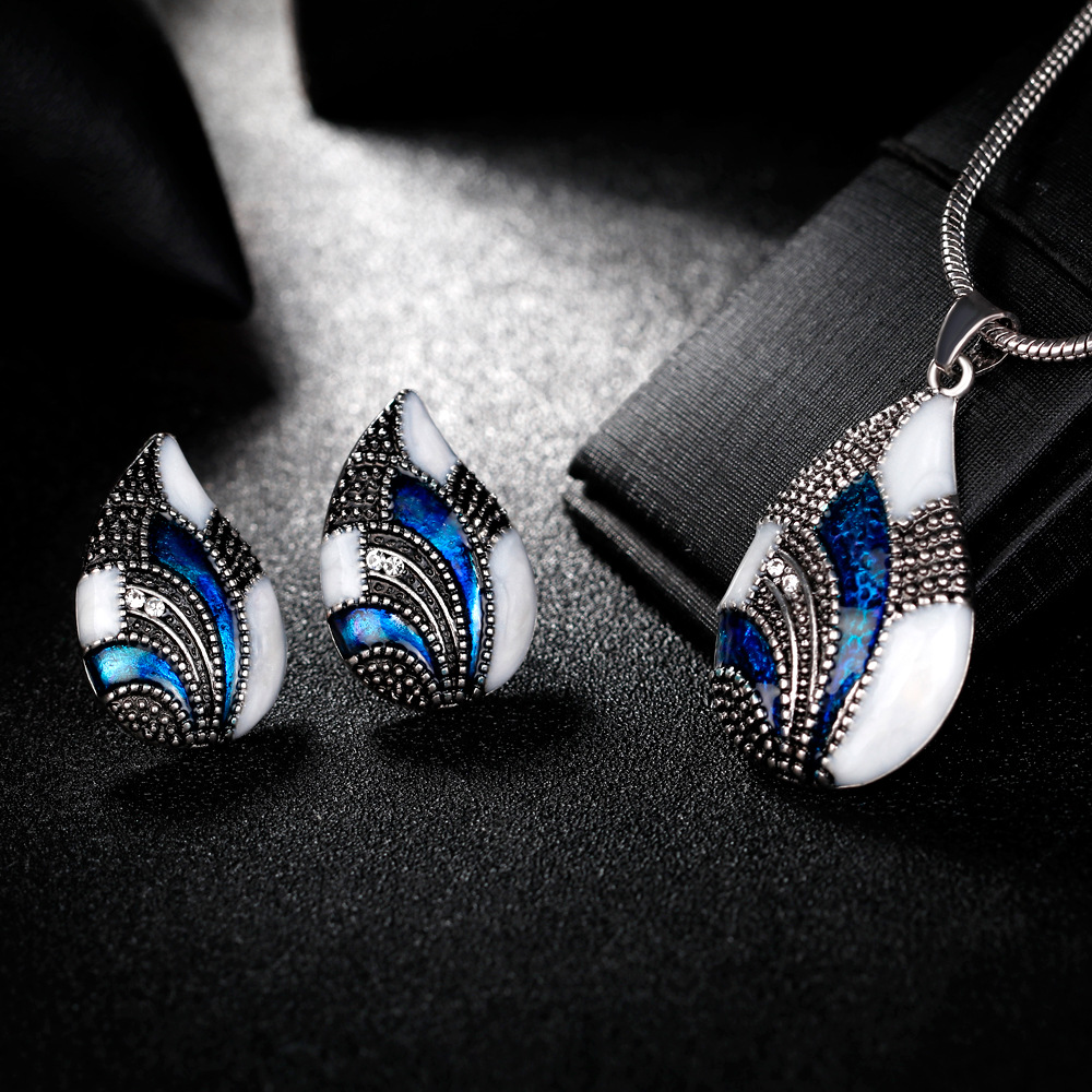 Elegant Water Drop Jewelry Set - Stunning Design for Every Occasion - Image 7