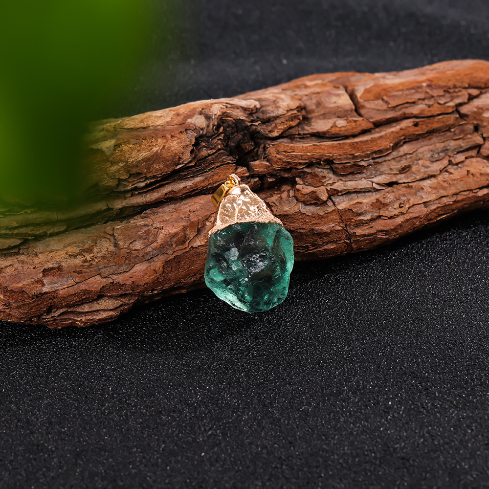 Water Drop Crystal Semi-Precious Stone Pendant on Clavicle Chain - Elegant Jewelry - Image 6