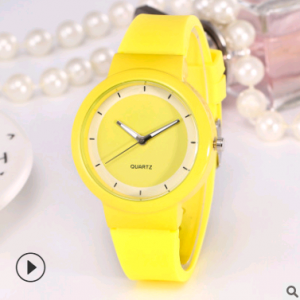 Stylish Casual Candy-Colored Silicone Quartz Watch for Everyday Wear