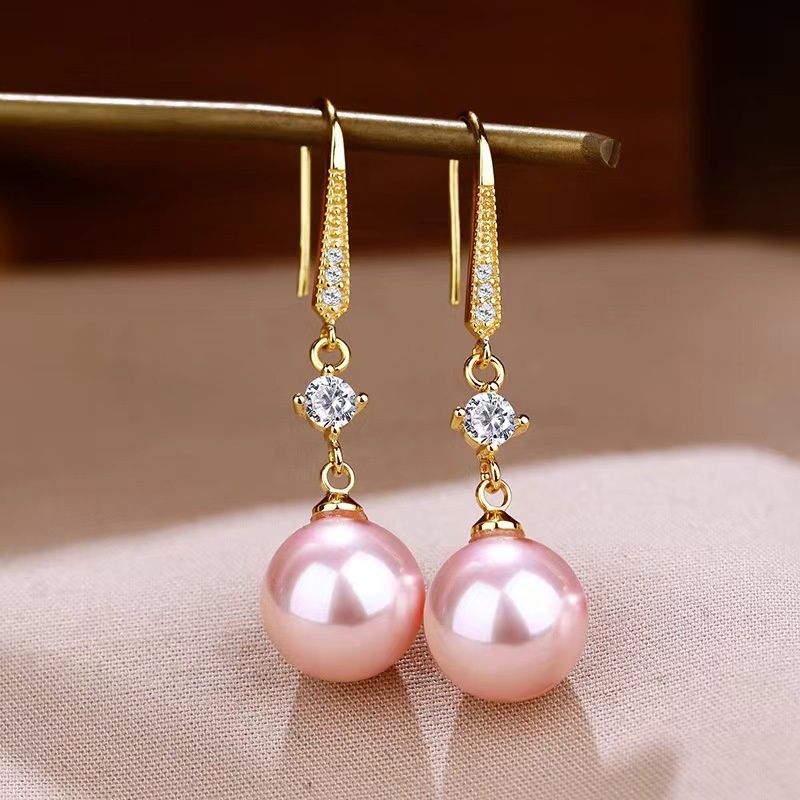 Stylish Temperament Fashion Earrings for Face Slimming - Elegant Golden Ear Rings - Image 2