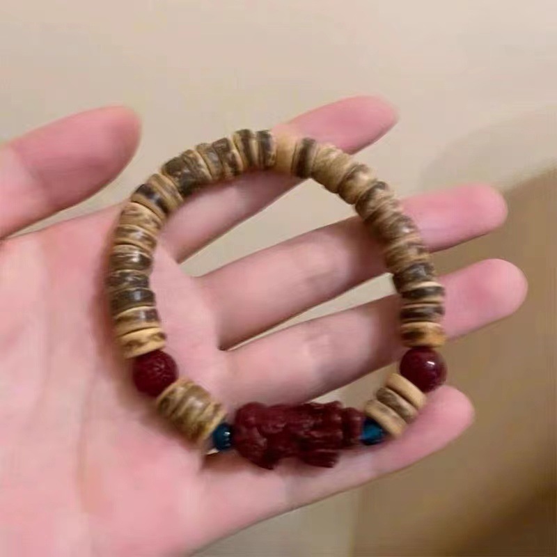 Stylish Retro Graffiti Bracelet - Premium Luxury with Exquisite Cold Style for All Occasions - Image 14