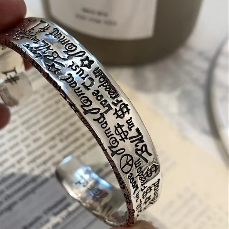 Stylish Retro Graffiti Bracelet - Premium Luxury with Exquisite Cold Style for All Occasions - Image 22