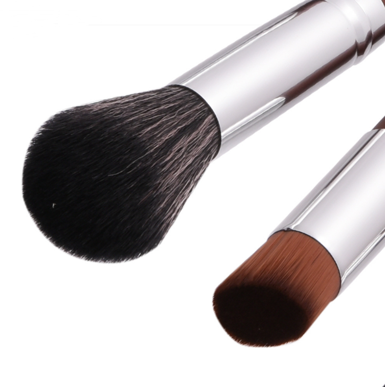 10 High-Quality Makeup Brushes for Flawless Application and Beauty Mastery - Image 4