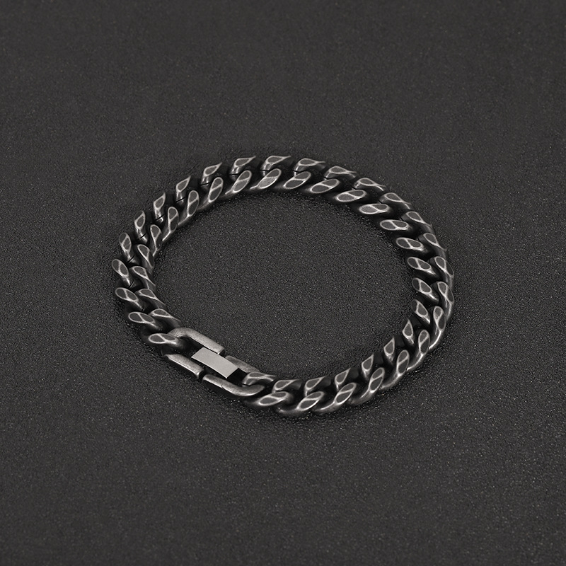 Stylish Minimalist Stainless Steel Bracelet for Men and Women - Image 4