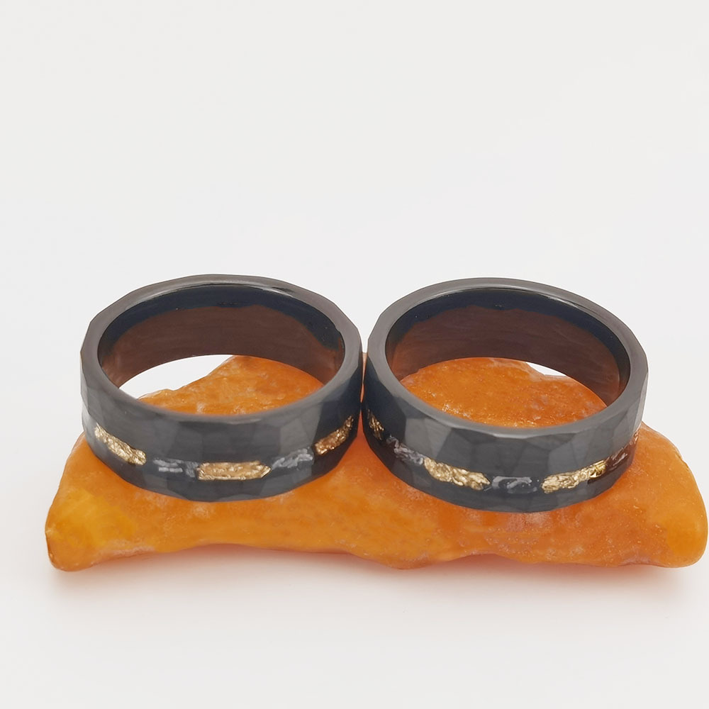 Tungsten Gold Ring with Flat Design and Flower Groove Inlaid Gold Foil Debris - Image 4