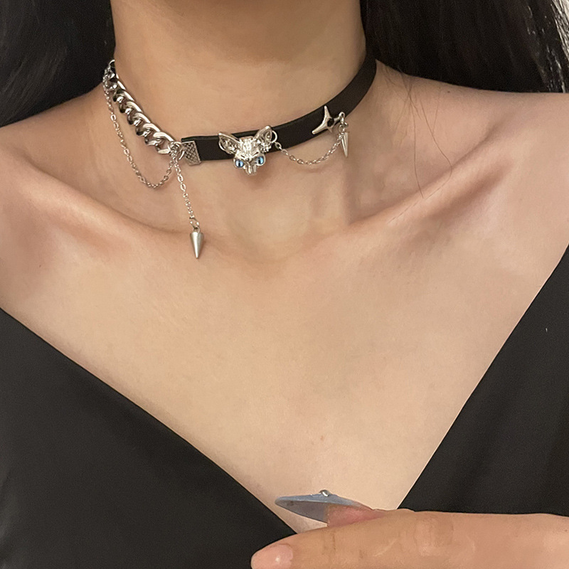 Cat Rivet Tassel Necklace for Women - Unique & Stylish Design - Image 2